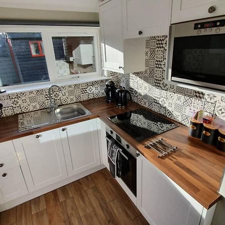 Smart & Stylish Holiday Apartment In The City Centre Inverness Bagian luar foto