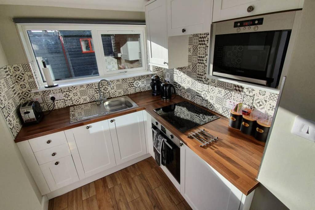 Smart & Stylish Holiday Apartment In The City Centre Inverness Bagian luar foto
